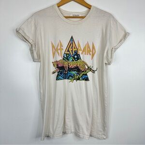Daydreamer For Free People Off-White Graphic Tee Band T Def Leopard L